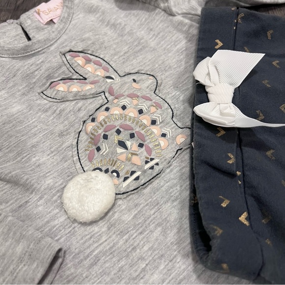 Savannah Flounce Over Shoulder Bunny Motif Long Sleeve Tee & Gold Pattern Pants - Picture 2 of 7